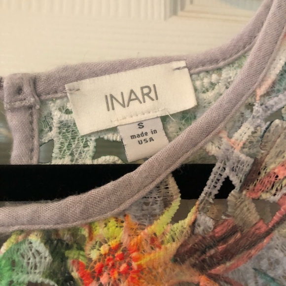 Inari floral blouse - Picture 3 of 3